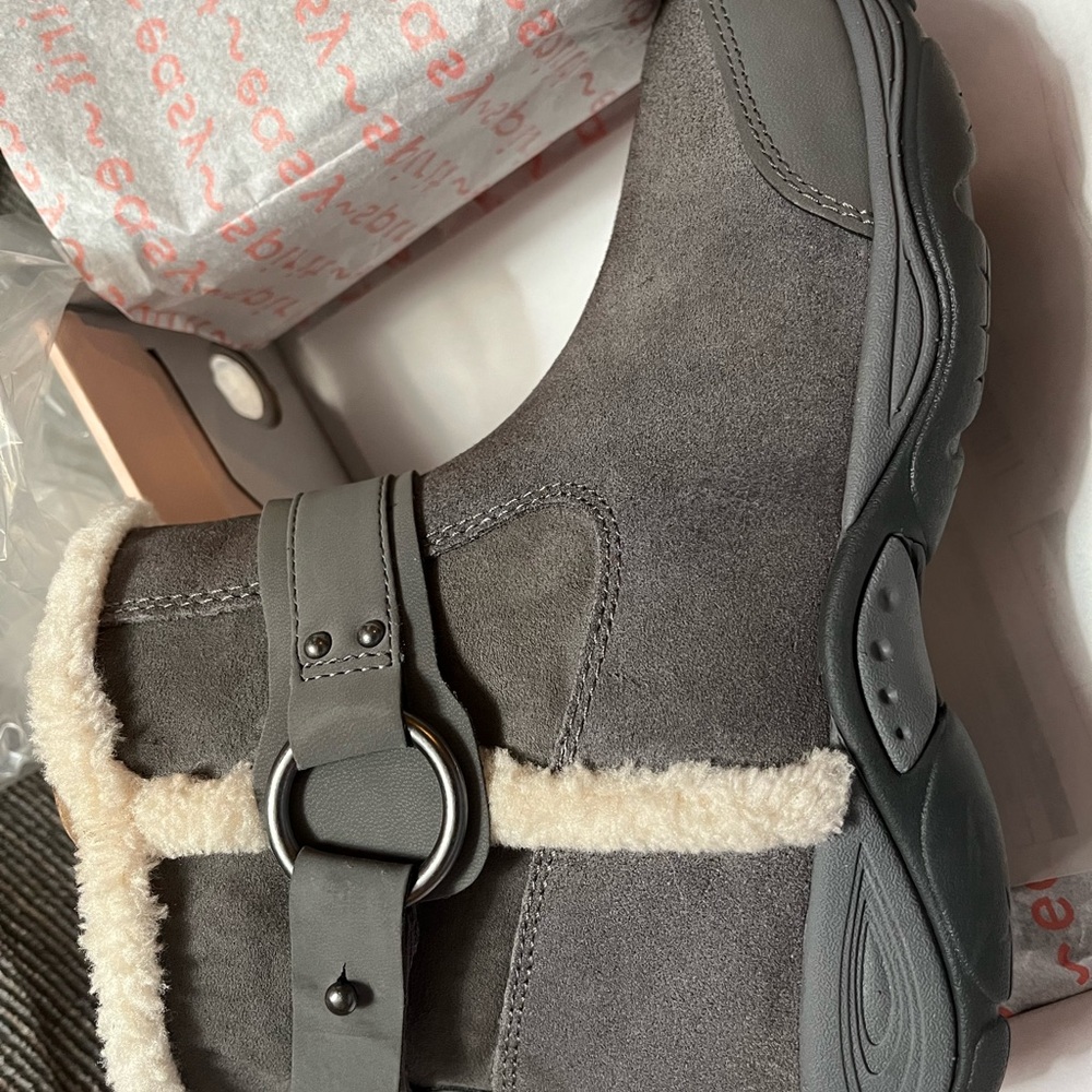 Easy Spirit Size 6 Booties